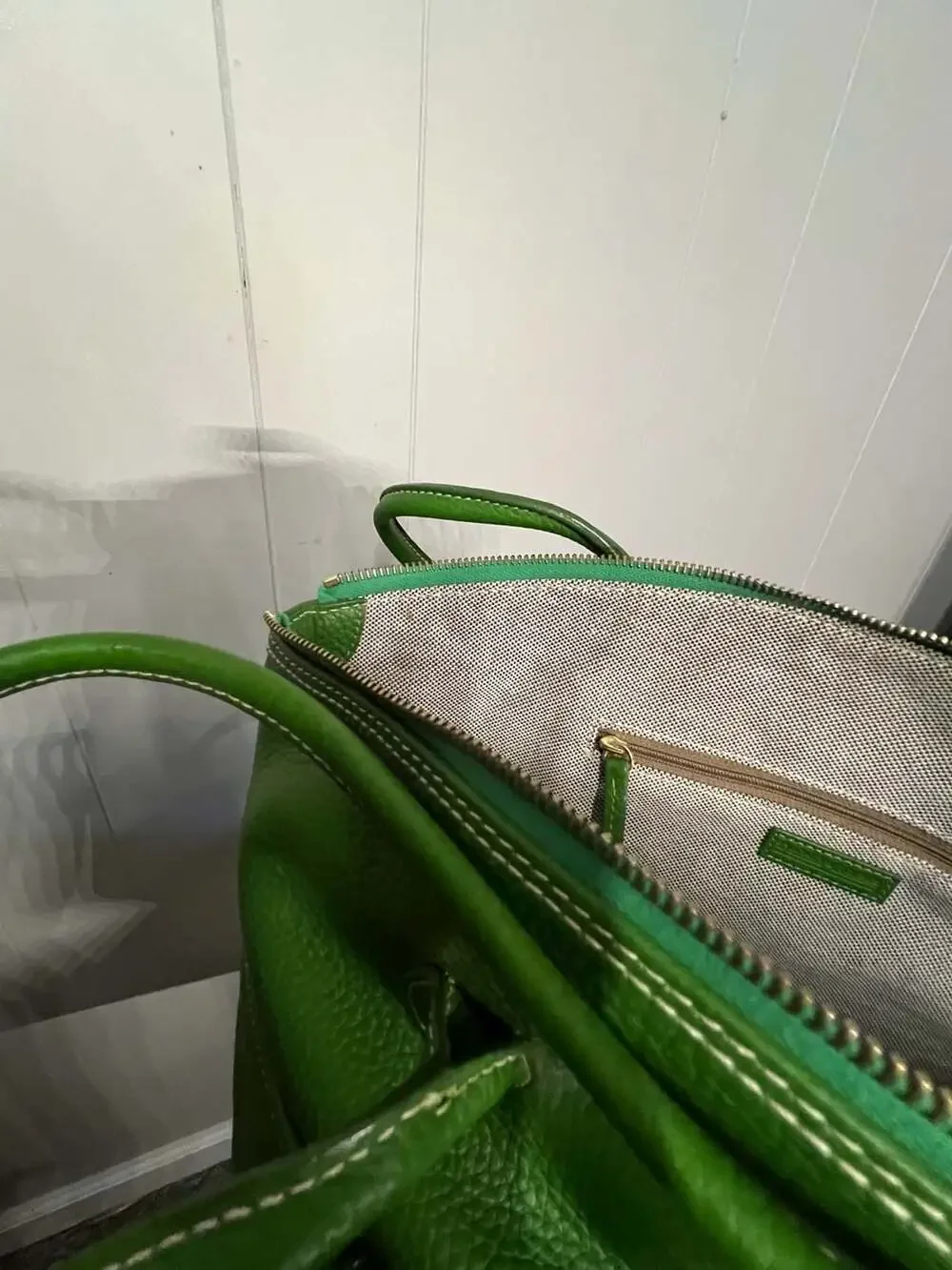 Dooney & Bourke Kelly Green Pebble Leather Crescent Tote with Pouch - Picture 12 of 12